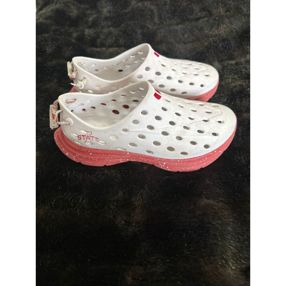 Kane Adult Revive Iowa State Shoe size 6 rubber clogs slip on